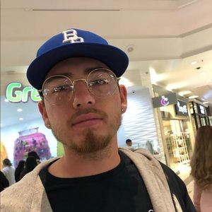 Meet your Posher, Pablo